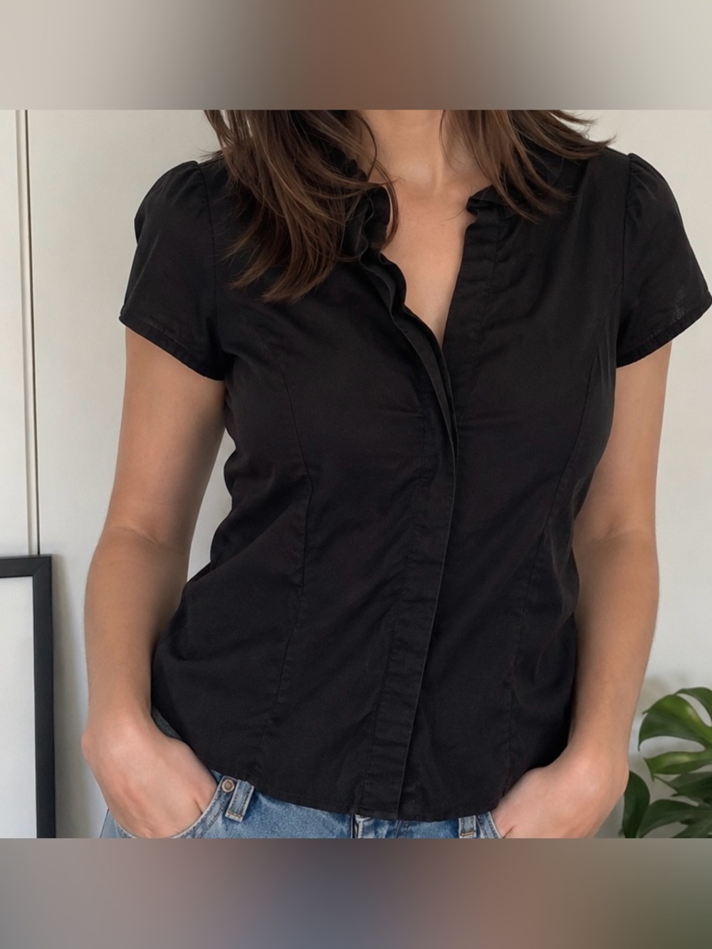 White House Black Market Black Ruffle-Trim Button Down Blouse Women’s XS